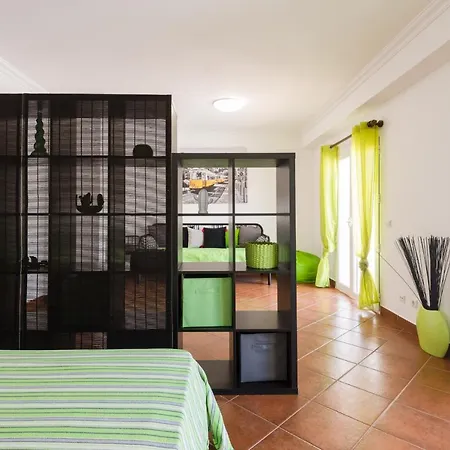 'mar Azul' On The Beach Apartment Albufeira